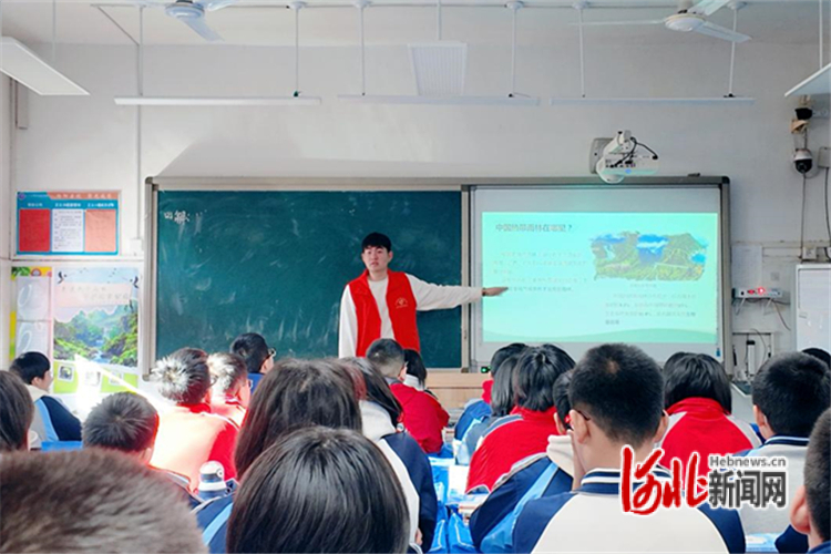 河北新闻网、河北日报、青春石家庄报道河北外国语学院与元氏县校地联动开展“守护国家公园”主题科普宣教活动