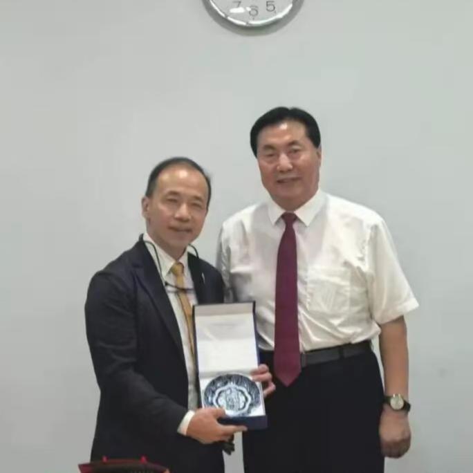 【重磅】孙建忠院士率领河北外国语学院代表团访问世界排名第八位、亚洲排名第一位的新加坡国立大学
