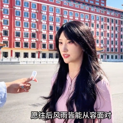 此刻你心中，有哪些话想送给即将奔赴新旅程的学长学姐？